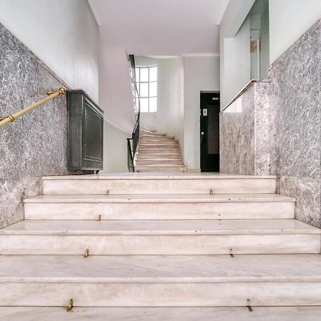 Stylish, Sunny New 2 Bedroom, Prime Central Atenas Exterior foto